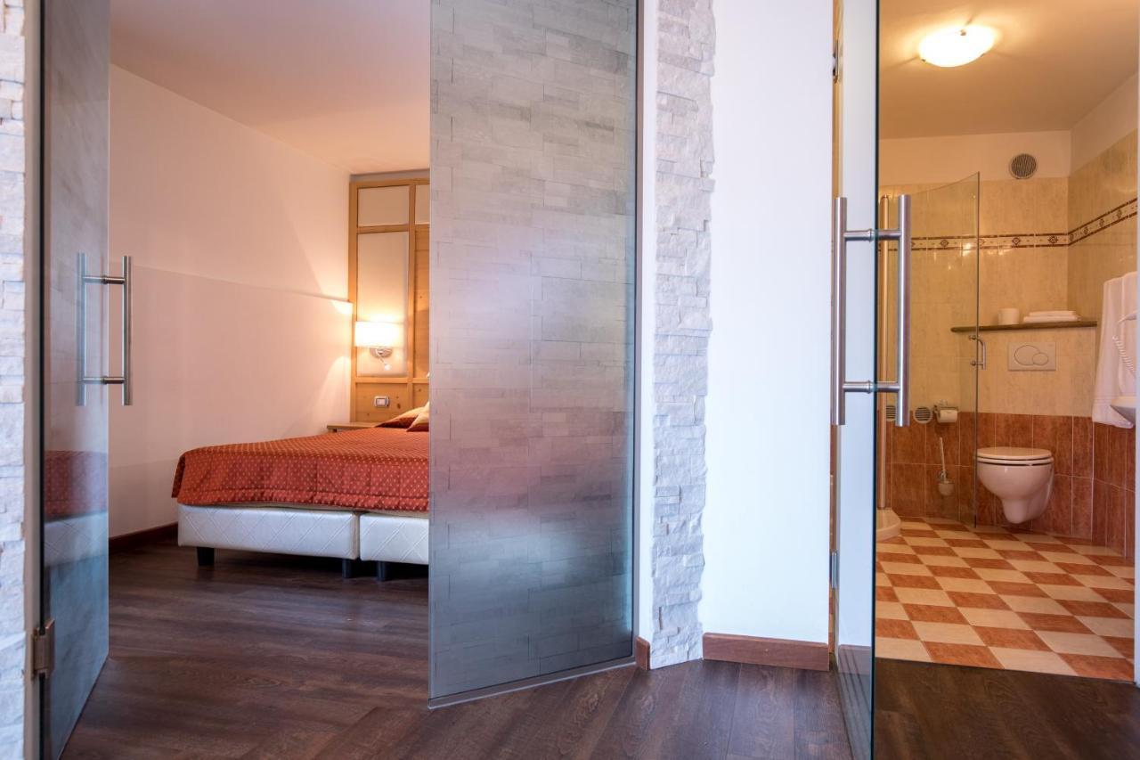 פרדאצו Hotel Touring מראה חיצוני תמונה