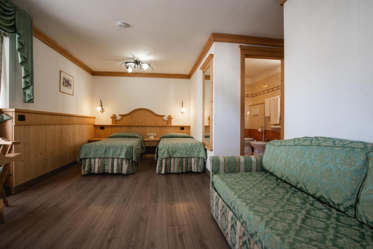 פרדאצו Hotel Touring מראה חיצוני תמונה