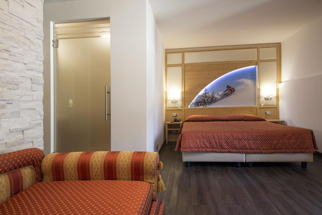 פרדאצו Hotel Touring מראה חיצוני תמונה