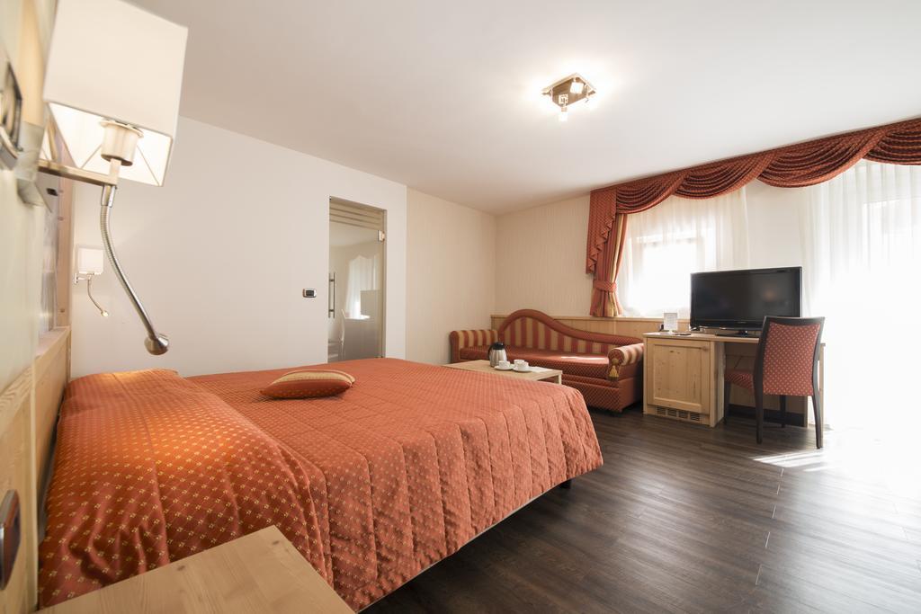 פרדאצו Hotel Touring חדר תמונה